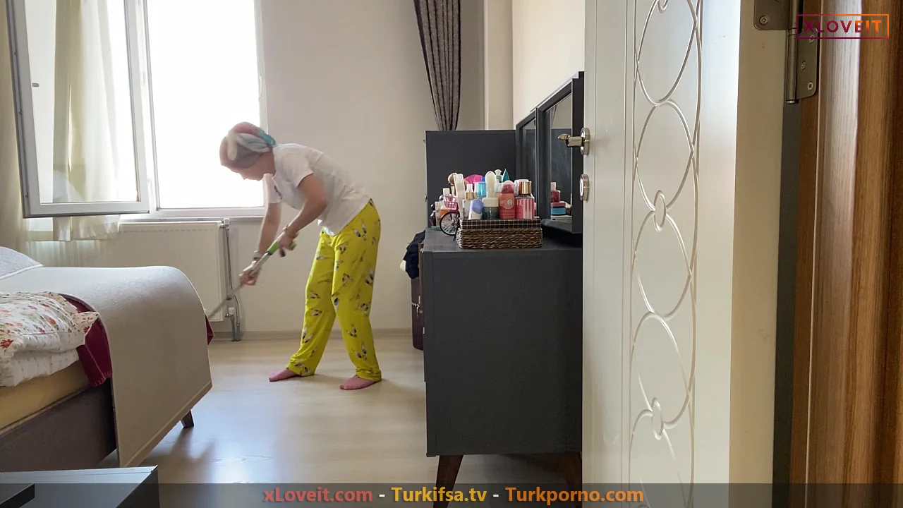 Meryem Nur ifşa nude Youtube katıl Part 1 seyret